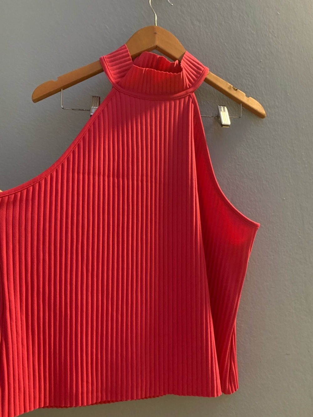 Sleeveless Ribbed High-Neck Dress in Pink